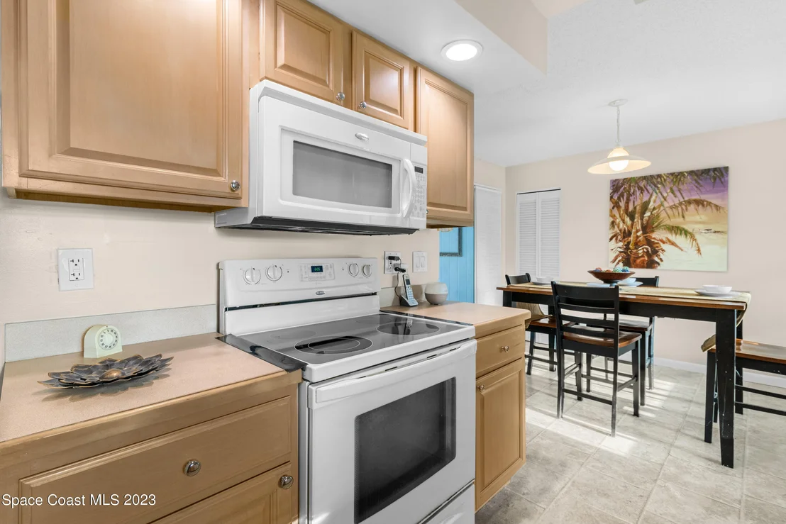 Photo of 1113 Cromey Road NE