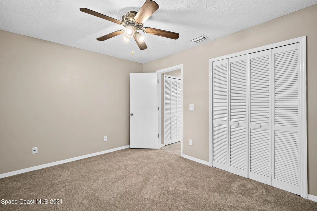 Photo of 4390 Alan Shepard Avenue