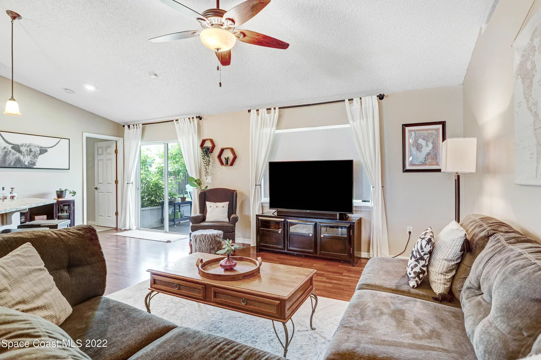 Photo of 1195 Meadow Lake Road