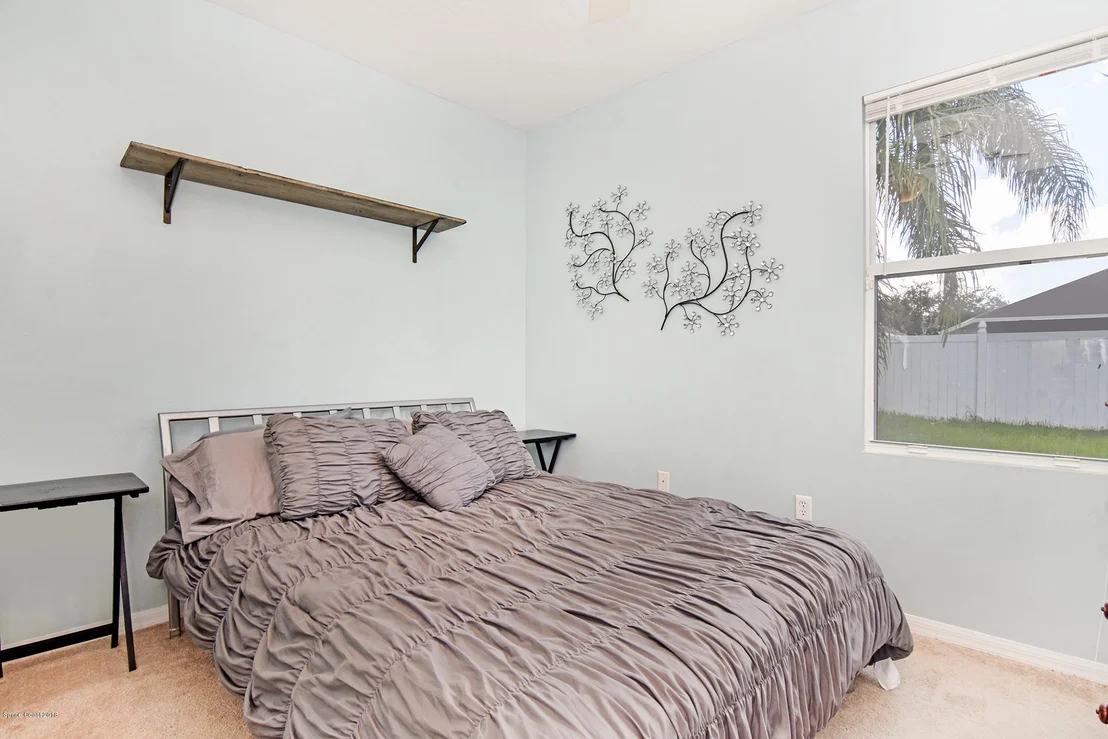 Photo of 1410 Whitman Drive