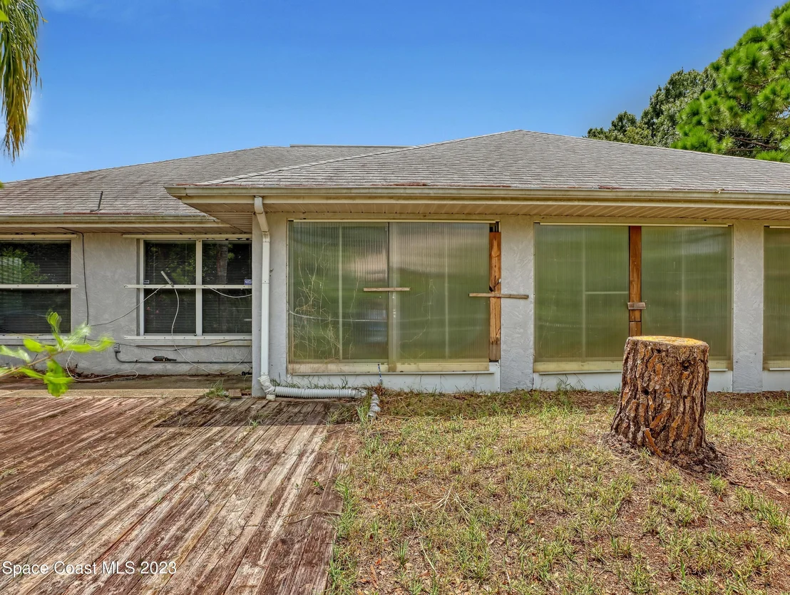 Photo of 906 Beryl Drive