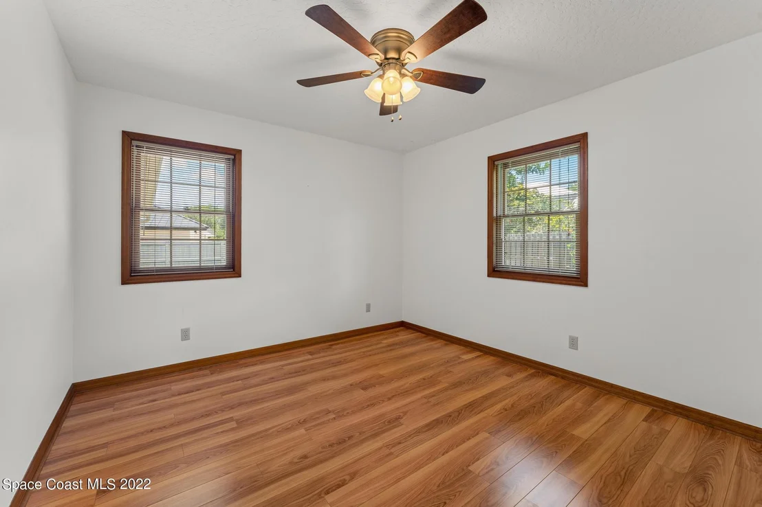 Photo of 588 Peregrine Drive