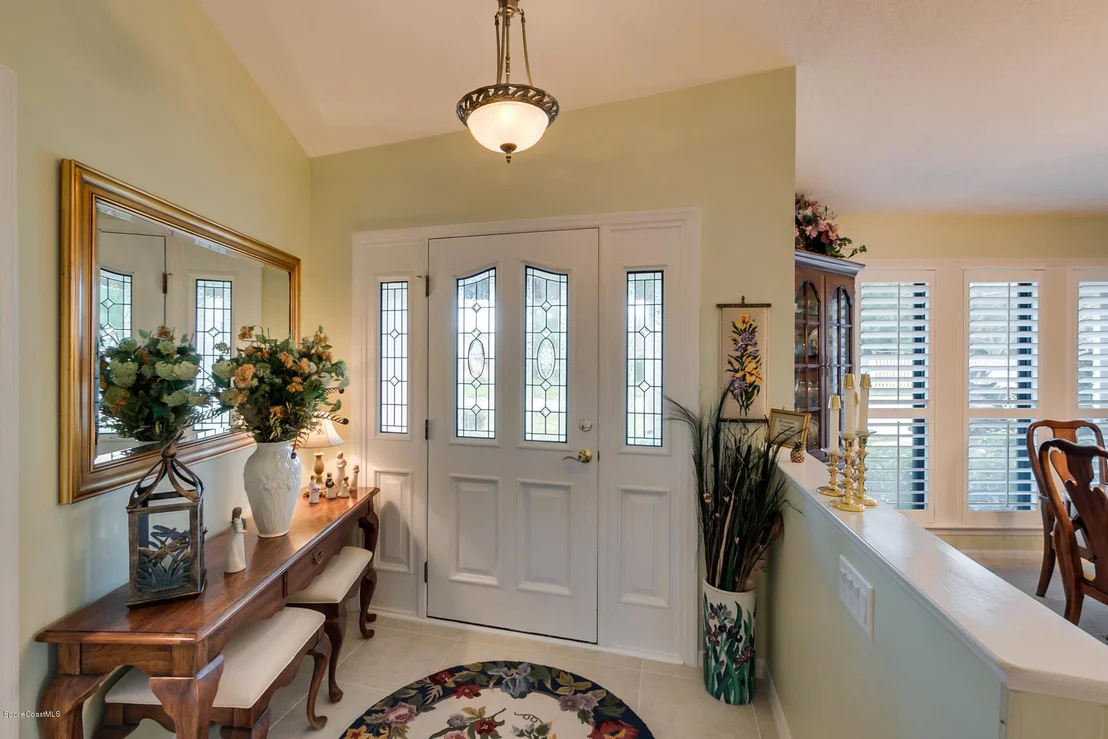 Photo of 529 Crystal Lake Drive