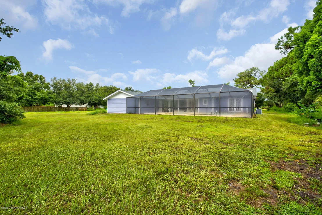Photo of 4005 Alan Shepard Avenue