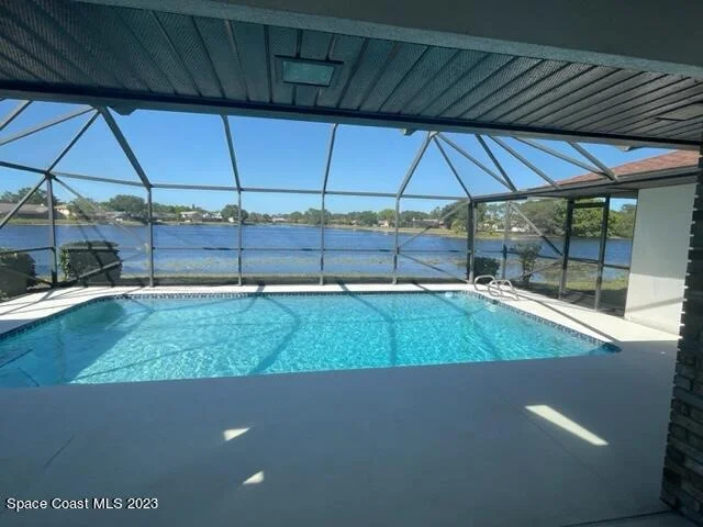 Photo of 537 Crystal Lake Drive