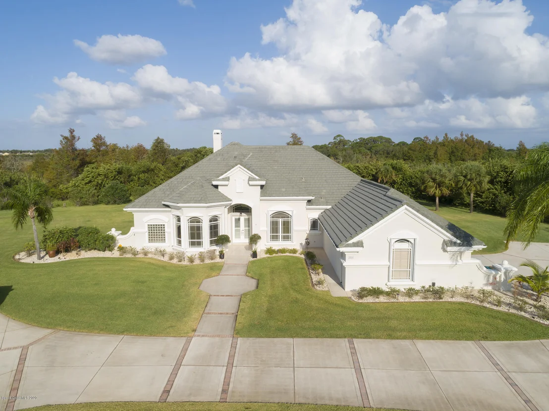 Photo of 866 Oak Park Drive