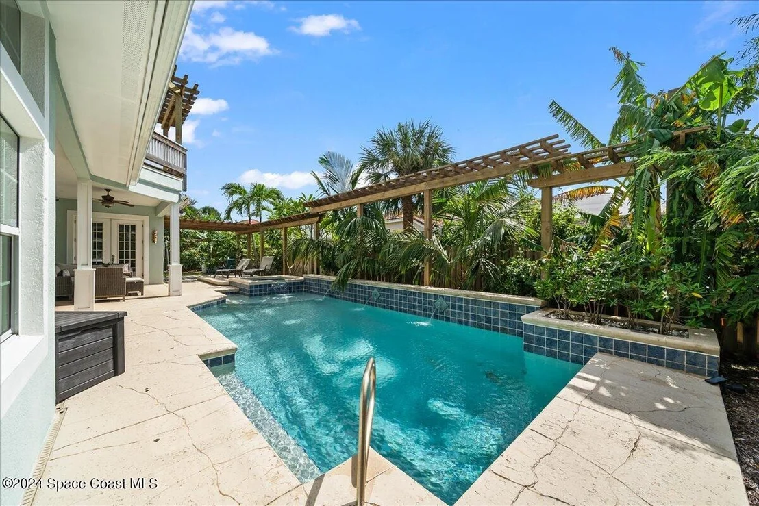 Photo of 315 Newport Drive