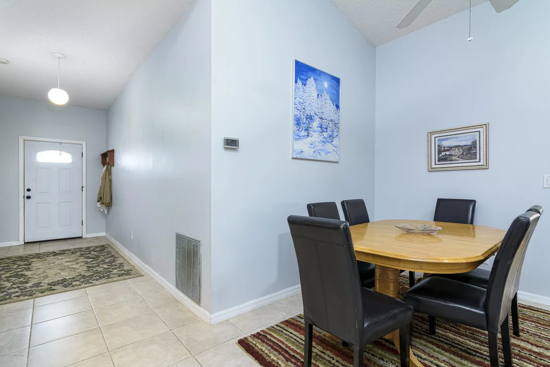 Photo of 752 Lake George Drive