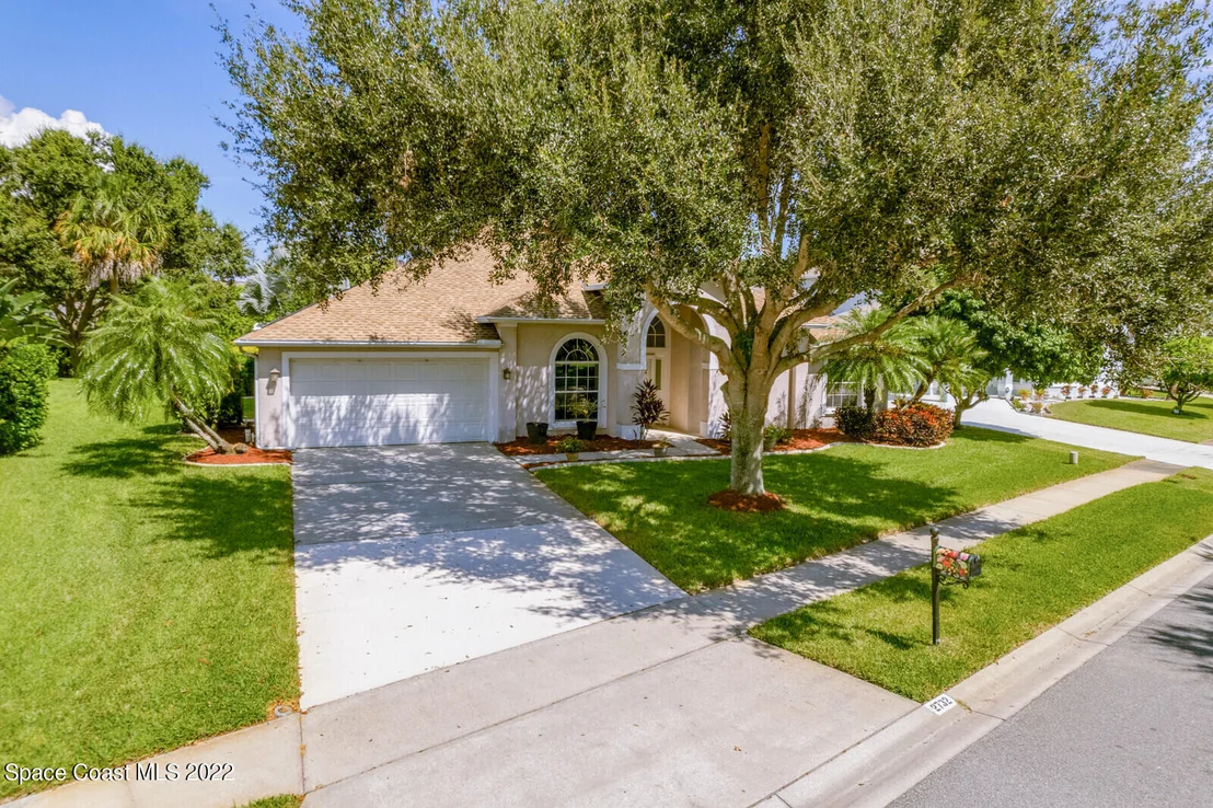 Photo of 2732 Englewood Drive
