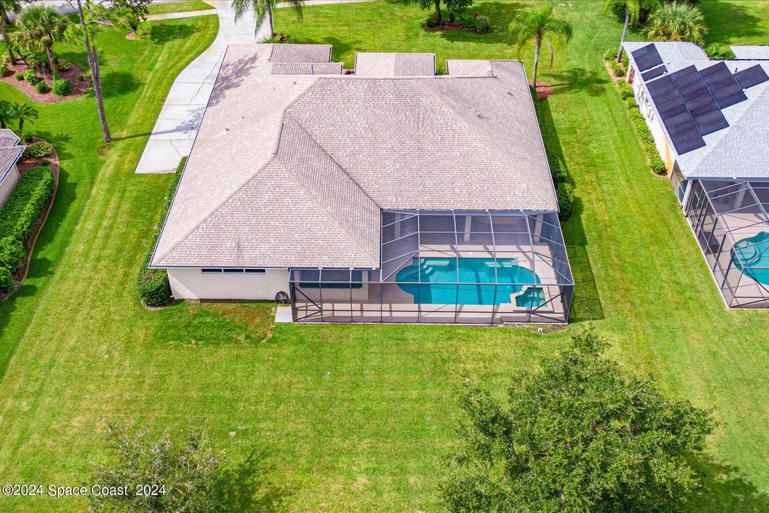 Photo of 2131 Windbrook Drive SE