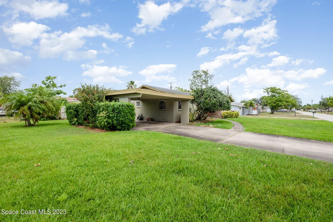 Photo of 970 Miracle Way