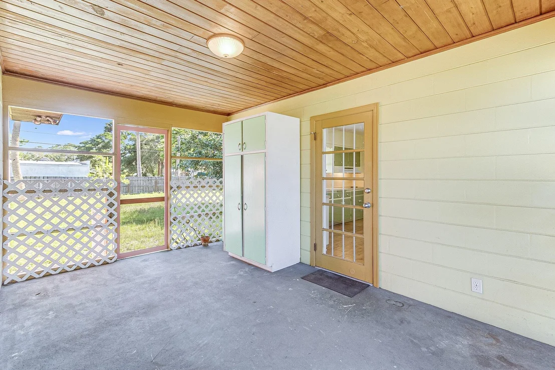 Photo of 114 Lagoon Avenue