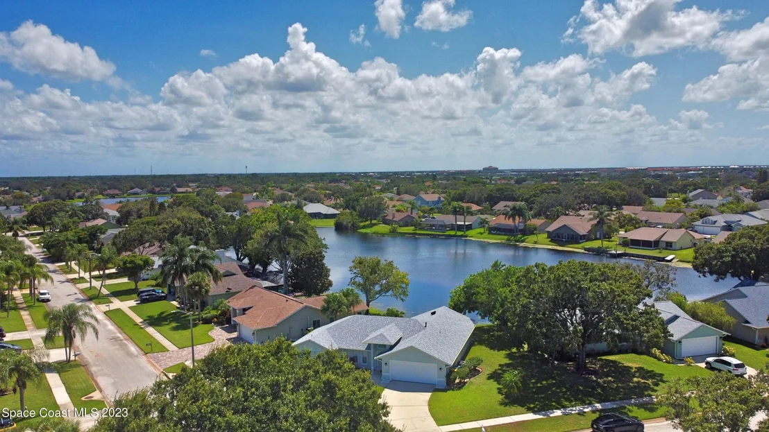 Photo of 1305 Ambra Drive