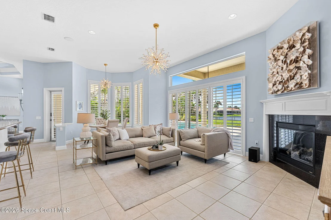 Photo of 242 Flanders Drive