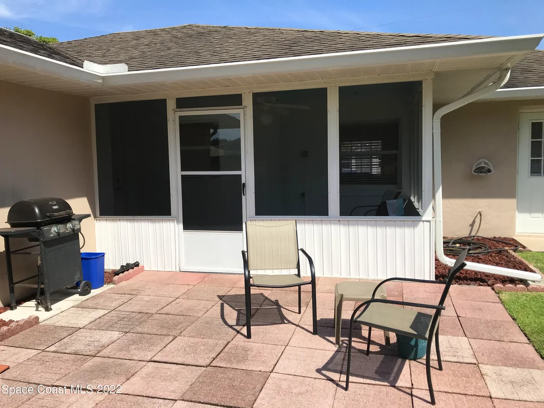 Photo of 5477 Holden Road