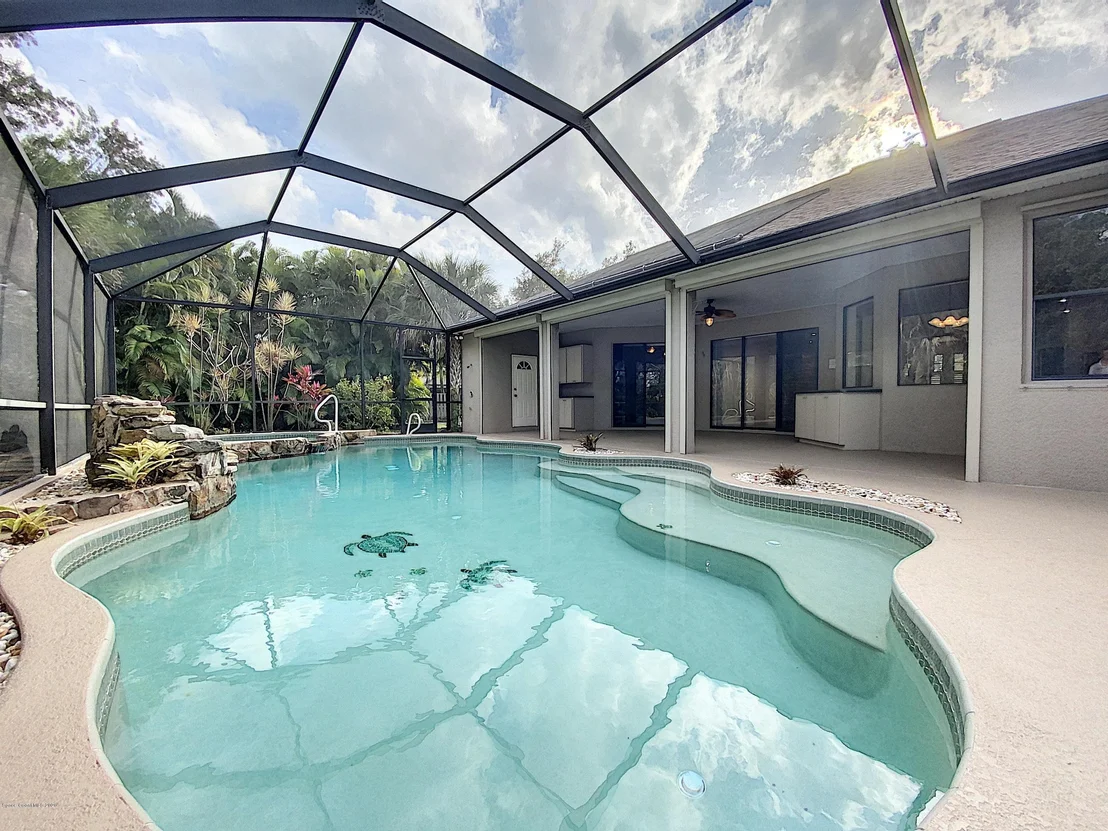 Photo of 6019 Newbury Circle