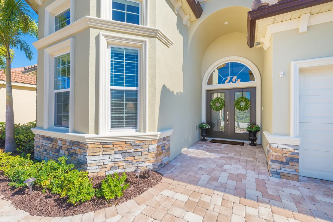 Photo of 1202 Tralee Bay Avenue