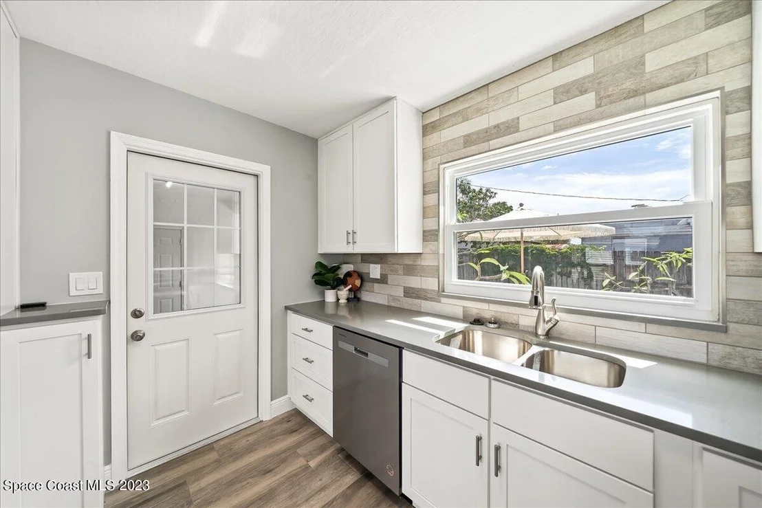 Photo of 505 Pelican Drive