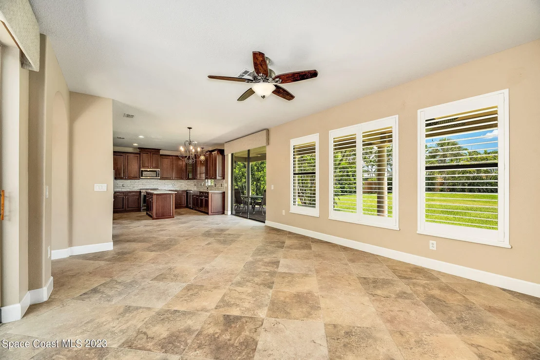 Photo of 609 Monterey Drive