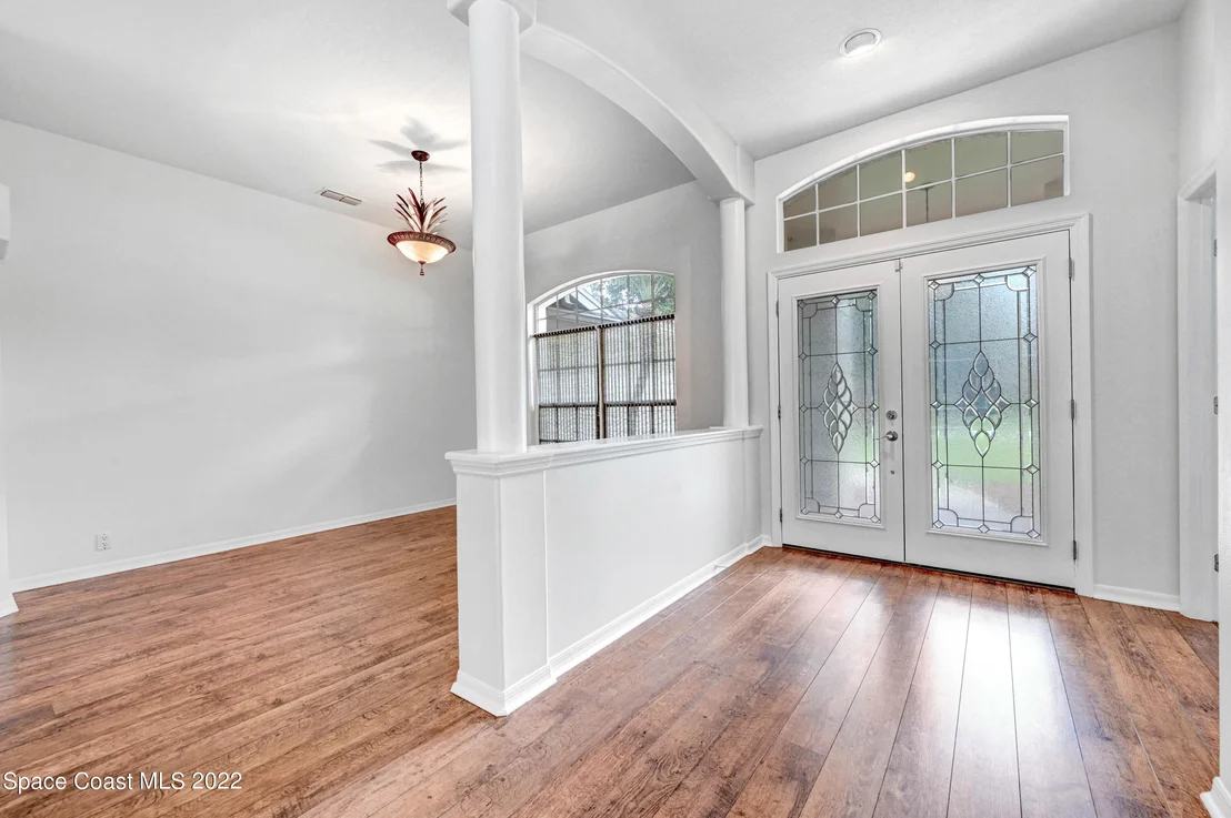 Photo of 3886 Beechgrove Road