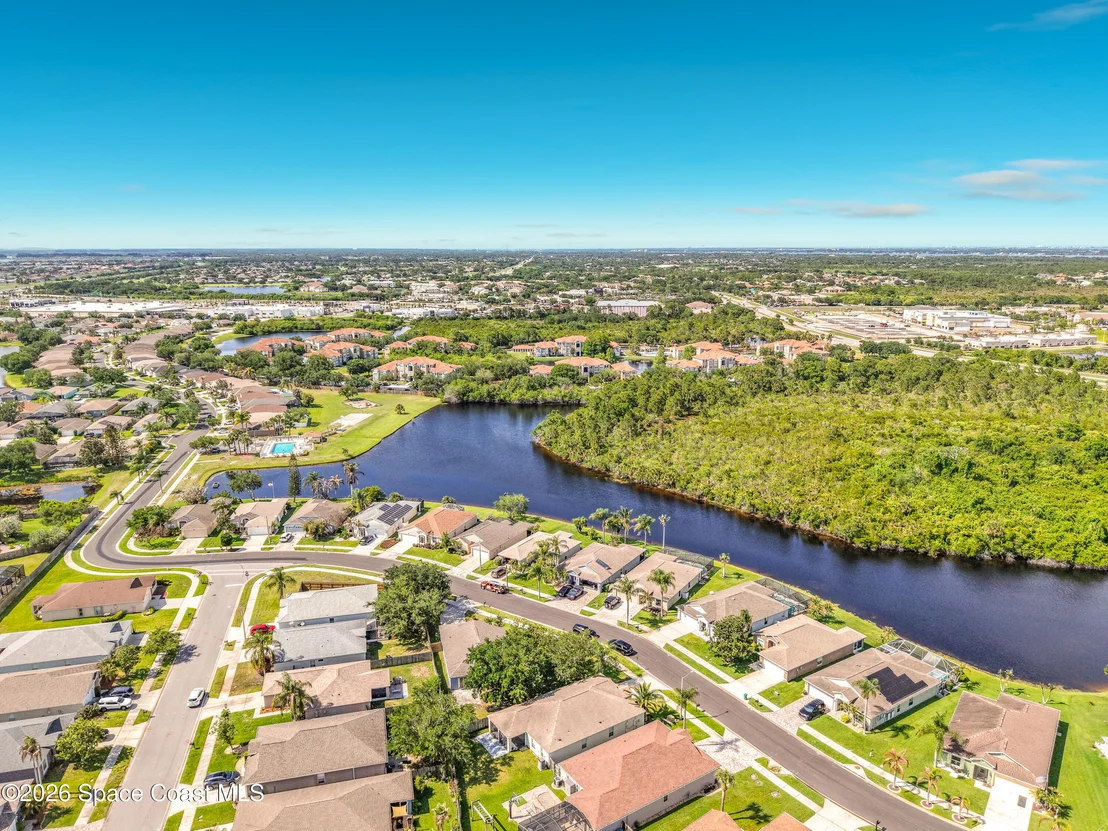 Photo of 2085 Bayhill Drive