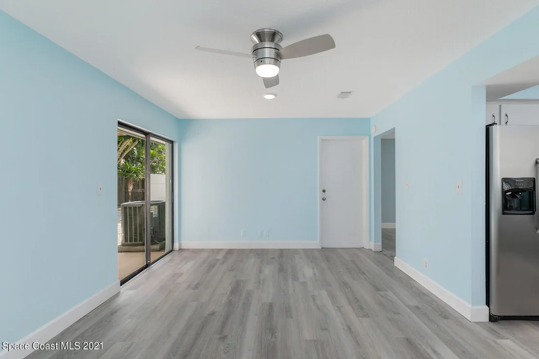 Photo of 300 Bahama Drive