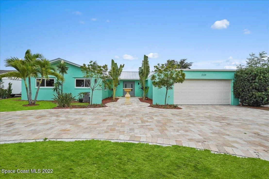 Photo of 239 Sand Pine Road