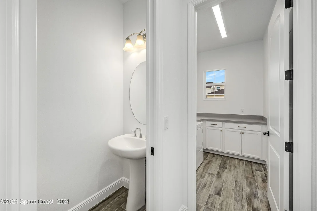 Photo of 8536 Lyside Drive