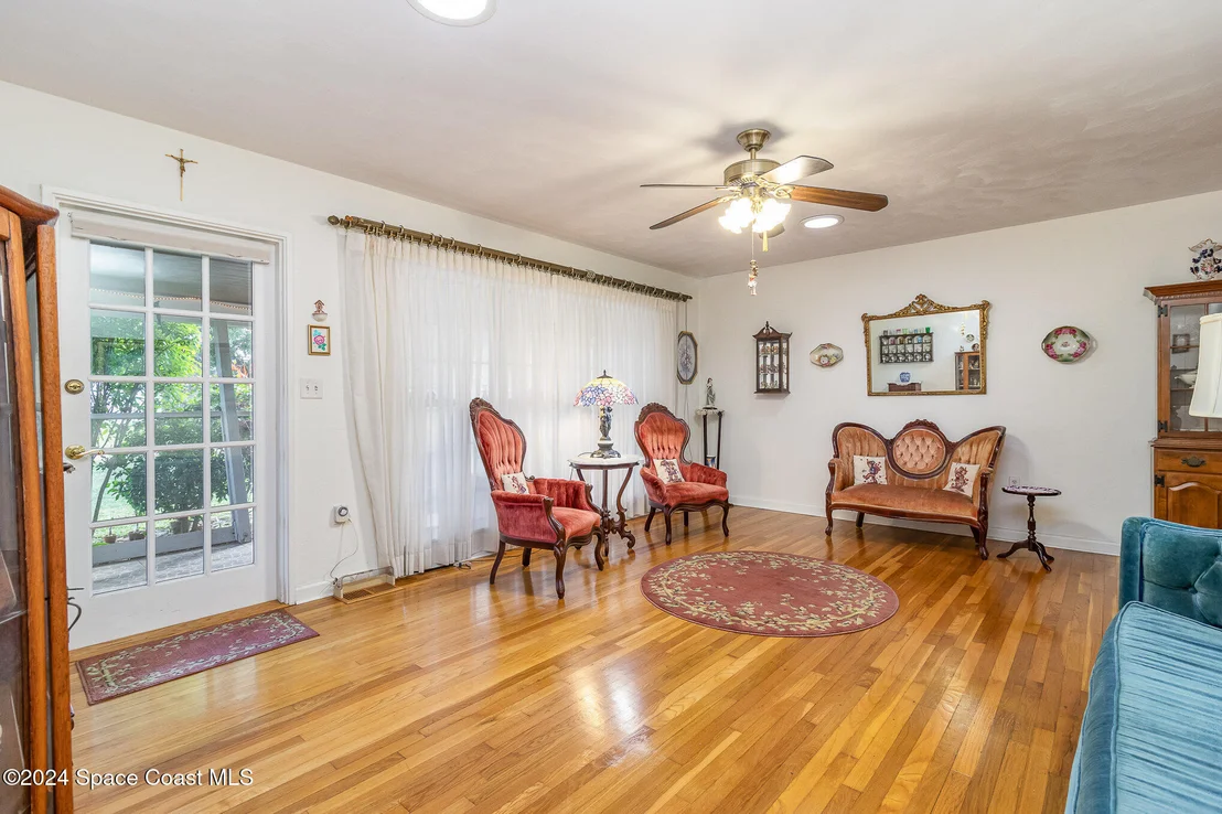 Photo of 54 Burlington Avenue