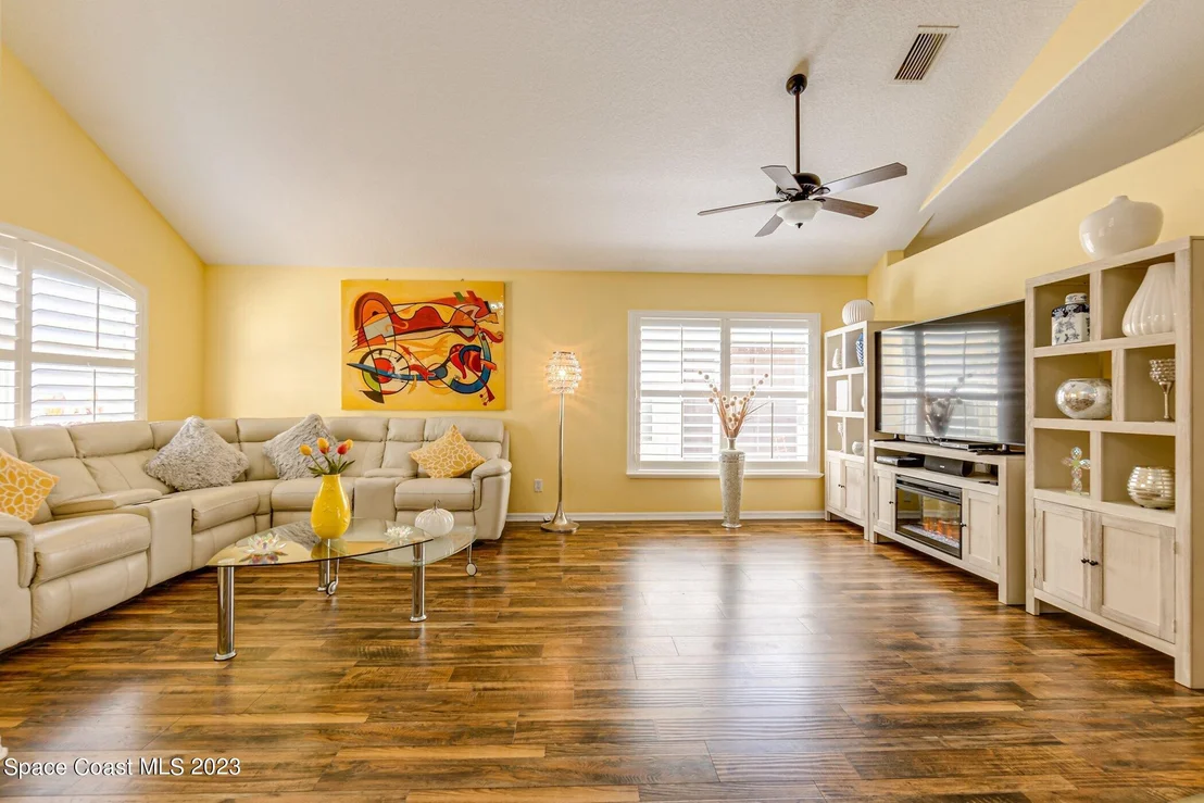 Photo of 2820 Stratford Pointe Drive