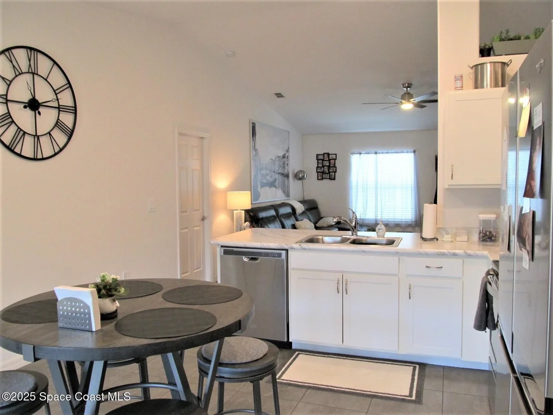 Photo of 2811 Detached Circle SE