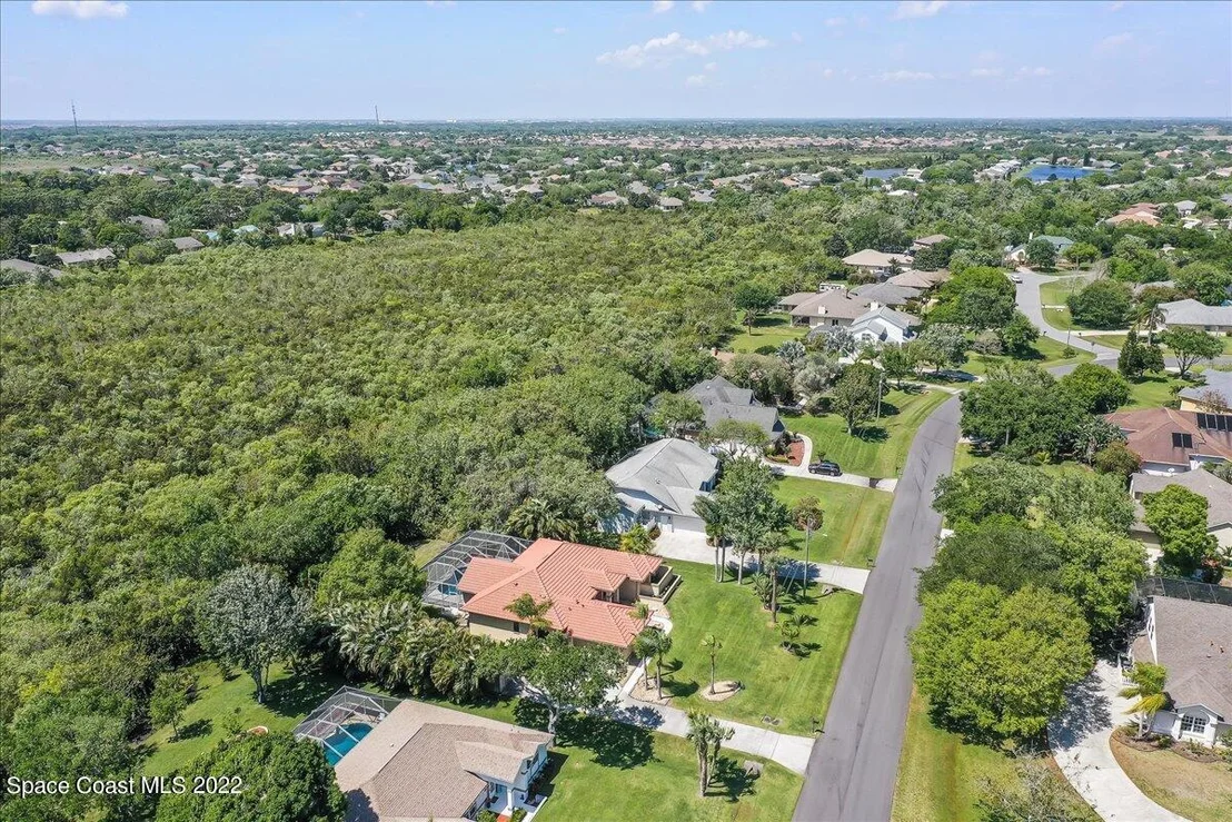Photo of 4620 Canard Road