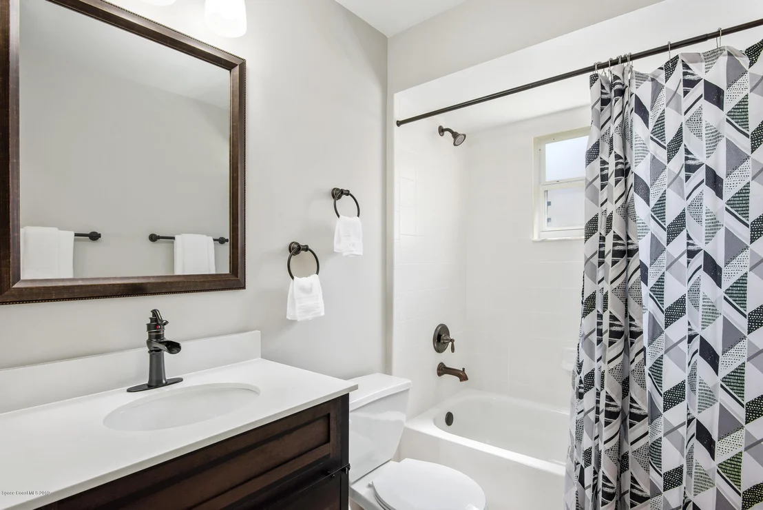 Photo of 1127 Pine Creek Circle NE