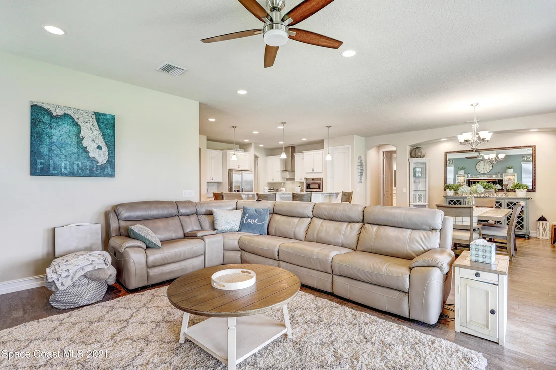 Photo of 1342 Lemur Lane