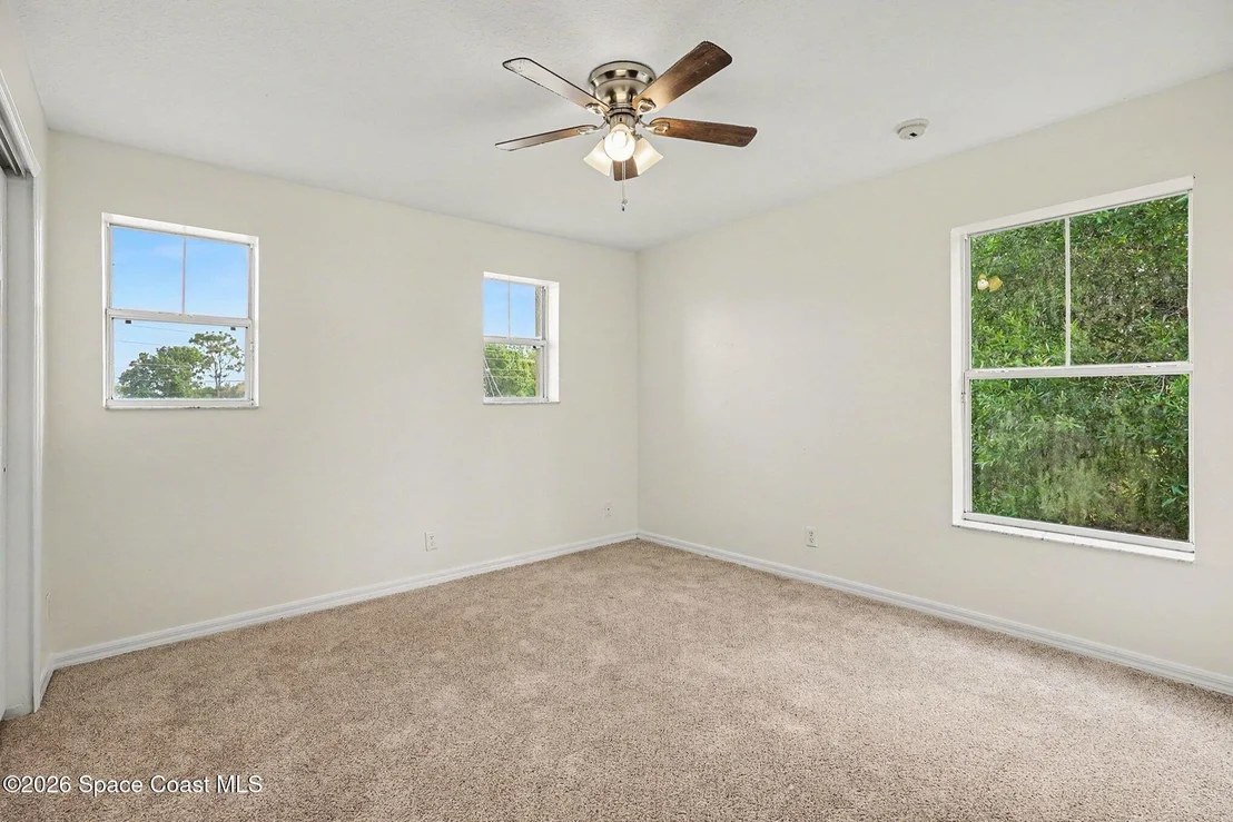 Photo of 3798 Jupiter Boulevard SE