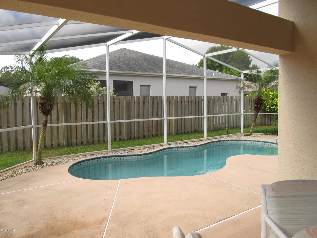 Photo of 2415 St Johns Lane