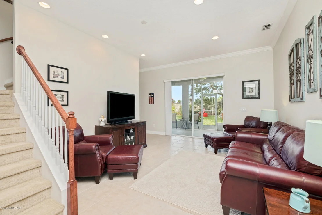 Photo of 5820 Rusack Drive