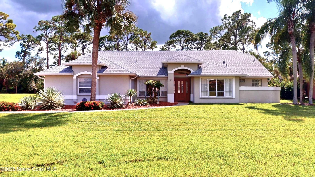 Photo of 3886 Peacock Drive