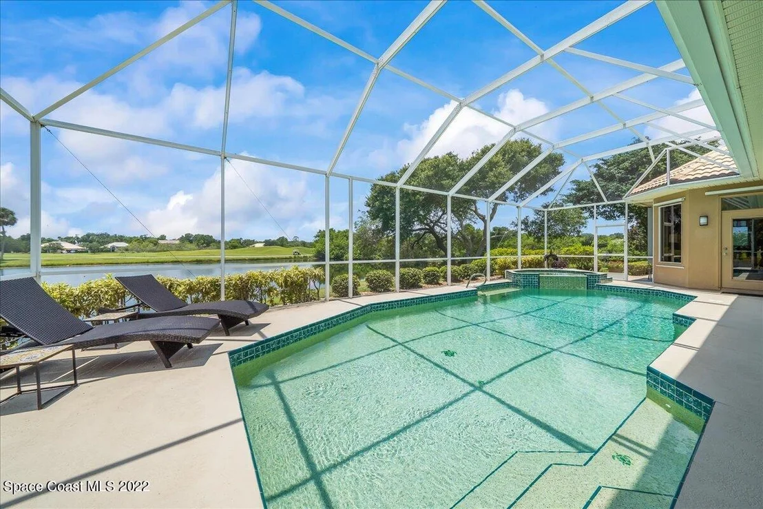 Photo of 302 Sandhurst Drive