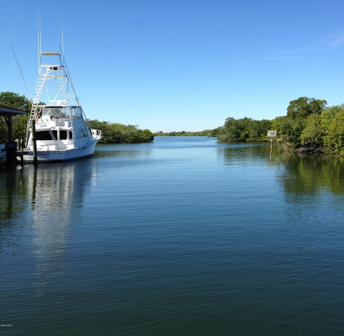 Photo of 286 Lanternback Island Drive