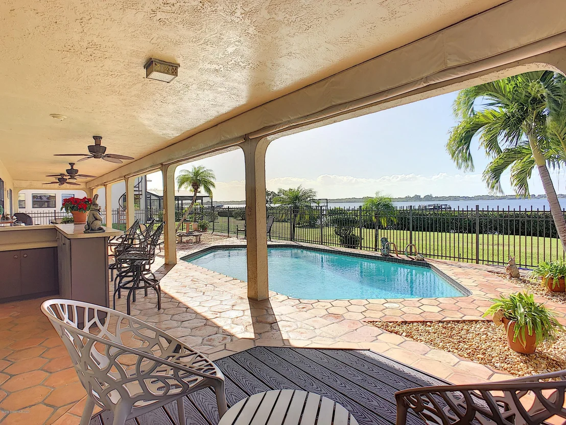 Photo of 786 S Loggerhead Island Drive