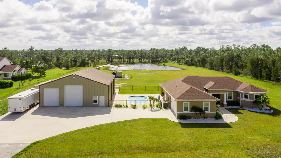 Photo of 1805 Benjamin Road