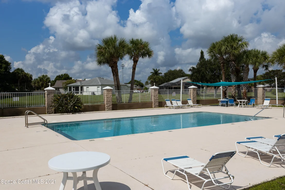 Photo of 8060 Bracken Lane