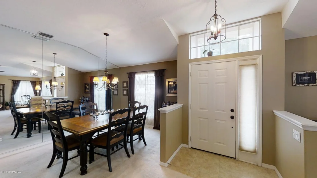 Photo of 1670 Rustic Way