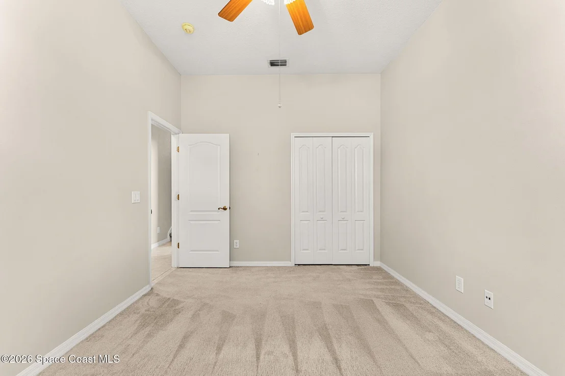 Photo of 1860 Windbrook Drive SE