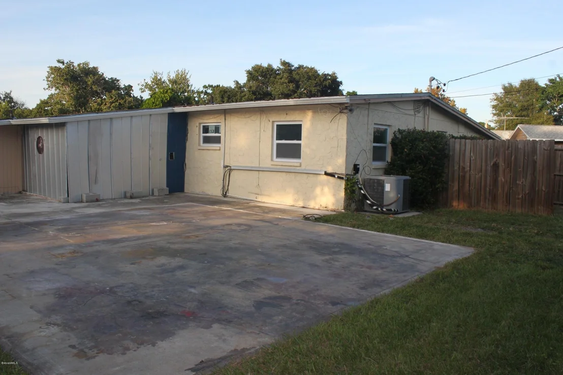 Photo of 2309 St Swithin Street