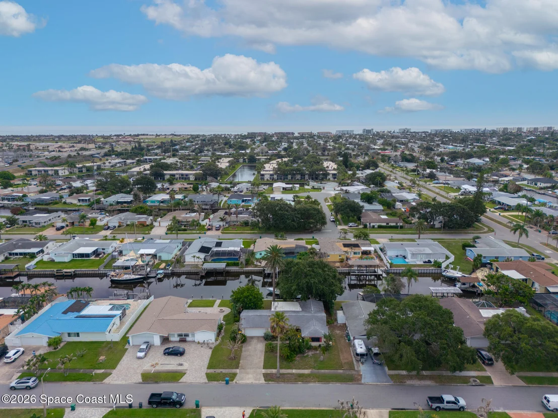 Photo of 413 Sparrow Drive