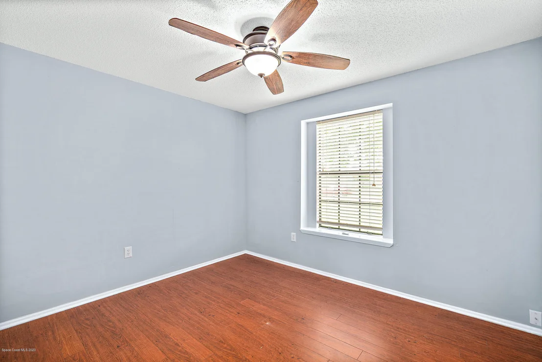 Photo of 6437 Fairchild Avenue