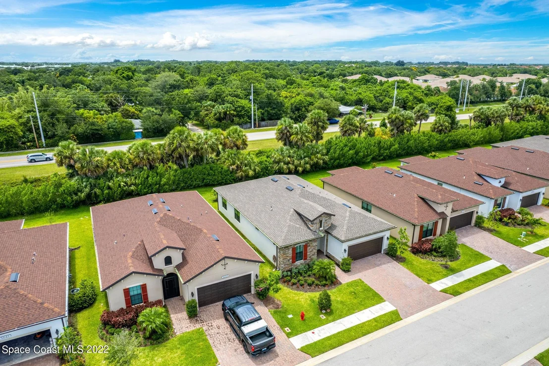 Photo of 1645 Willows Square