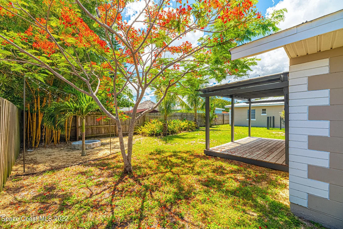 Photo of 323 Tulip Lane